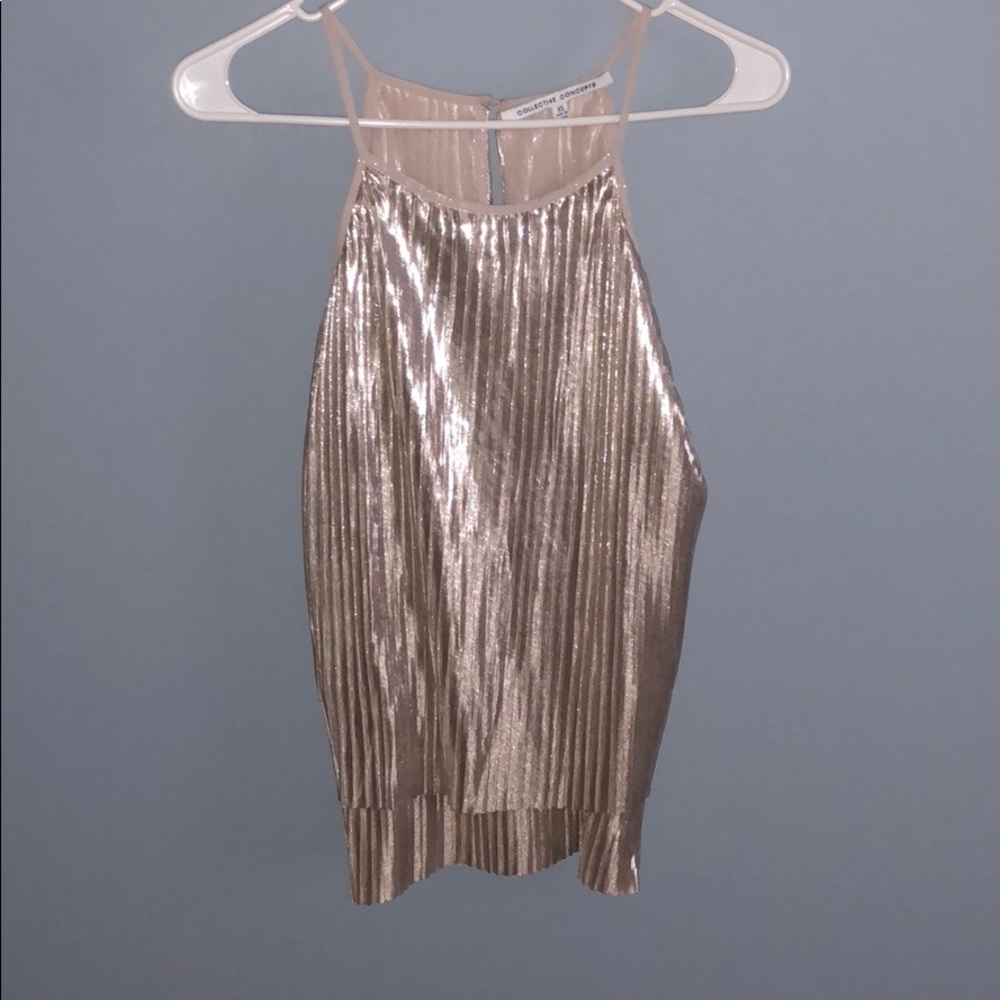 Women’s fashion top
